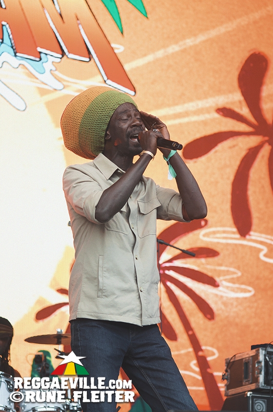 Inner Circle, Kumar, Meta Dia