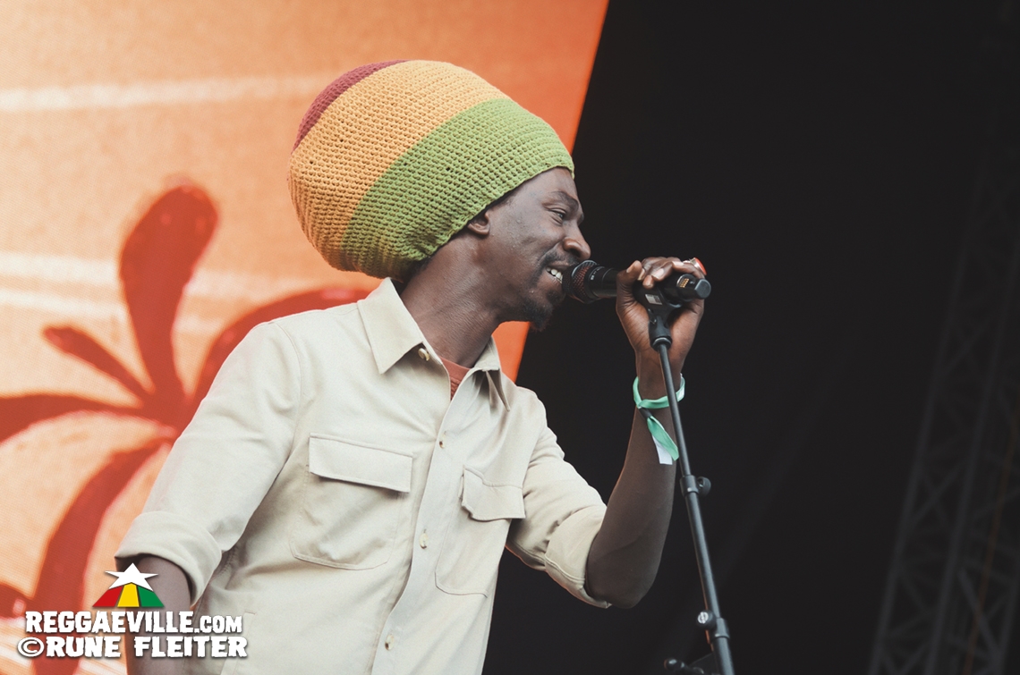 Inner Circle, Kumar, Meta Dia