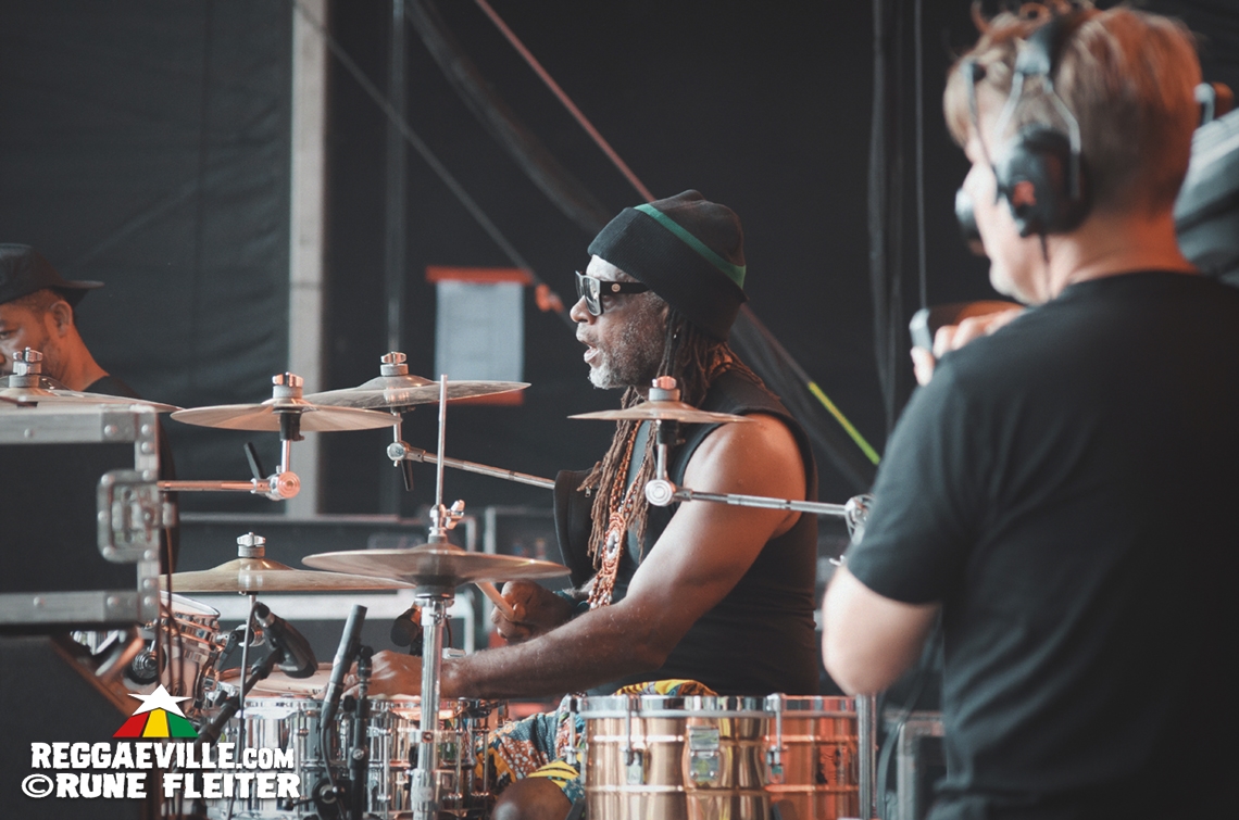 Inner Circle, Kumar, Meta Dia