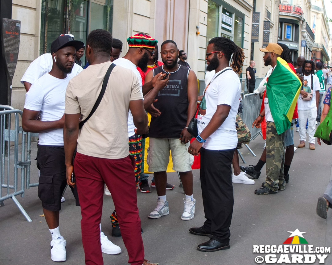 Takana Zion, Tiwony, Xuman, Maitre Hitman