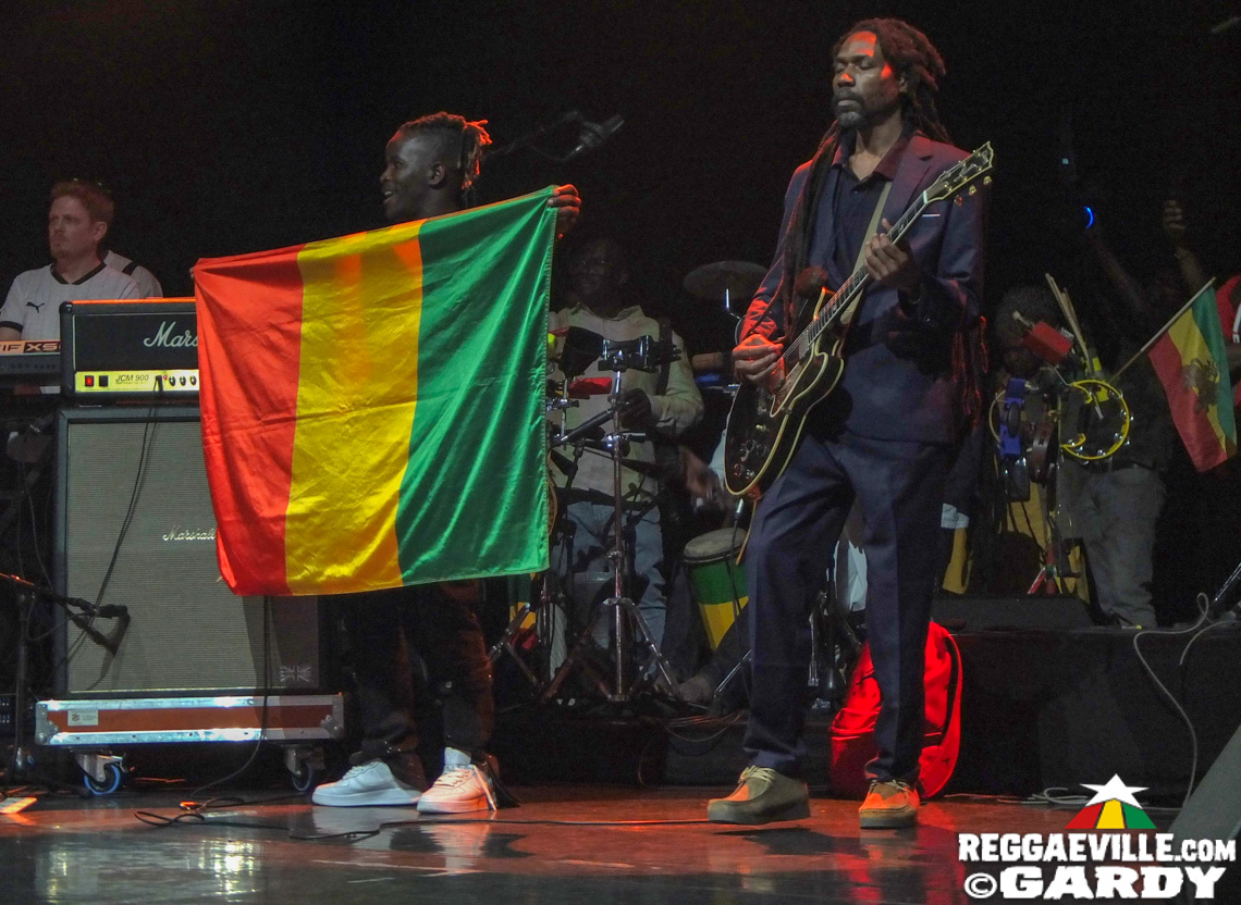 Takana Zion, Tiwony, Xuman, Maitre Hitman