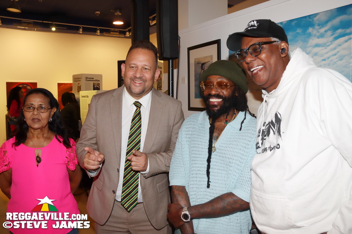 Tarrus Riley & Dean Fraser @ Fireside Chat