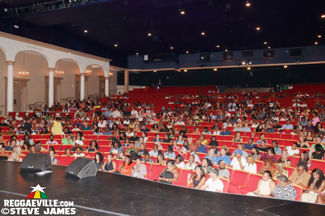Tarrus Riley with Dean Fraser & The Blak Soil Band