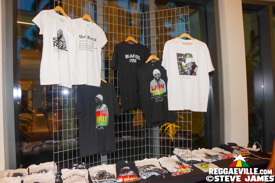 Tarrus Riley with Dean Fraser & The Blak Soil Band