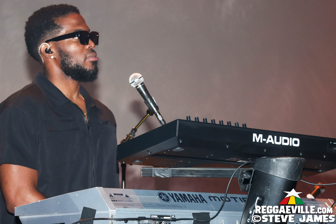 Tarrus Riley with Dean Fraser & The Blak Soil Band