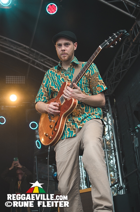Tóke, Marley's Ghost feat. Dellé