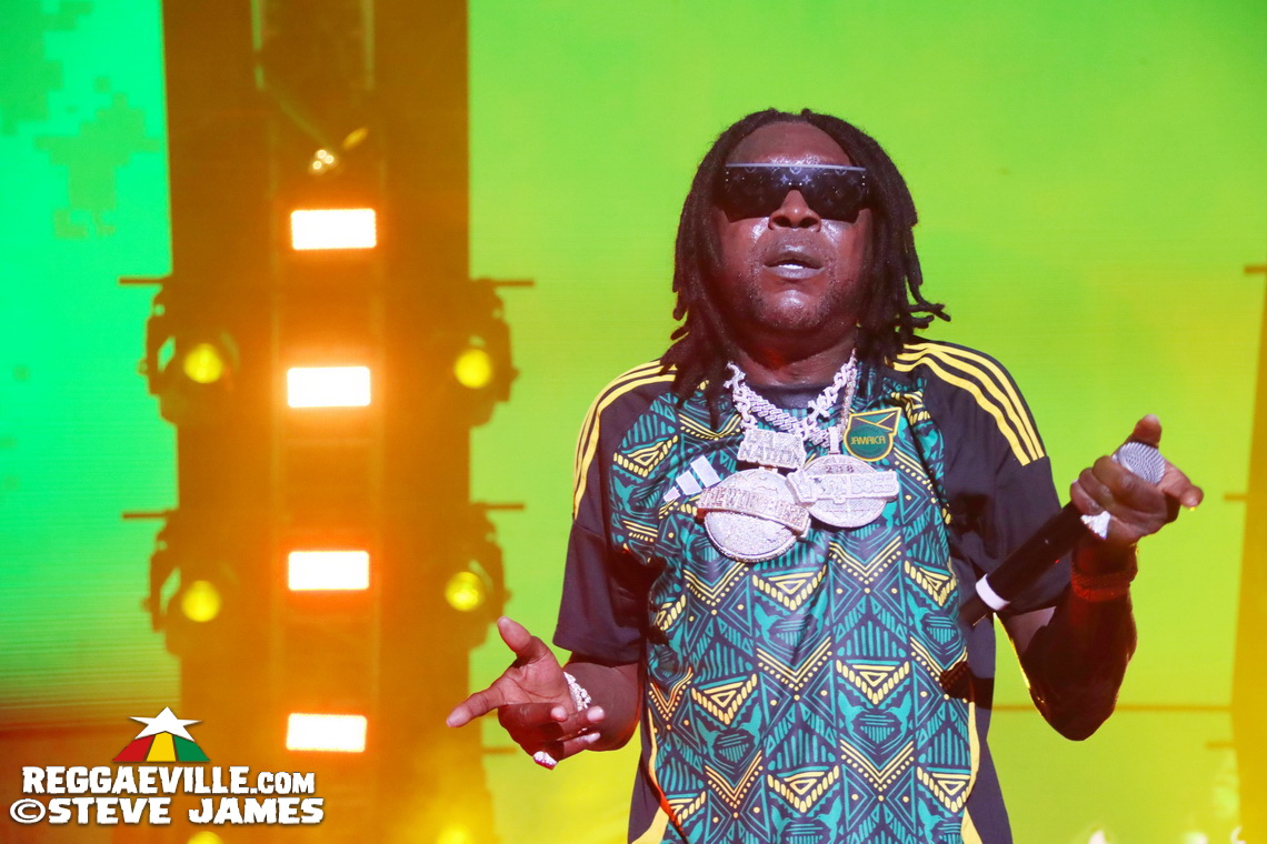 Vybz Kartel with Spice & Ishawna | Crowning