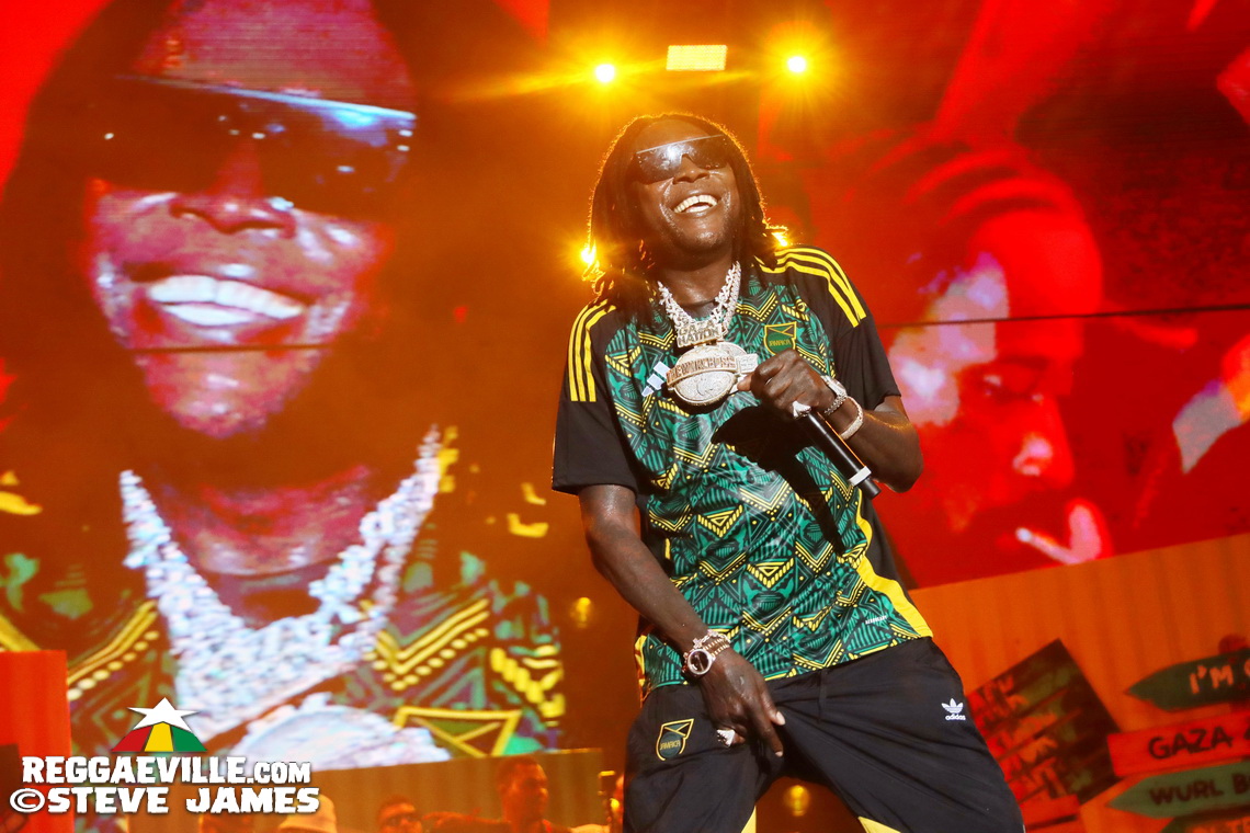 Vybz Kartel with Spice & Ishawna | Crowning