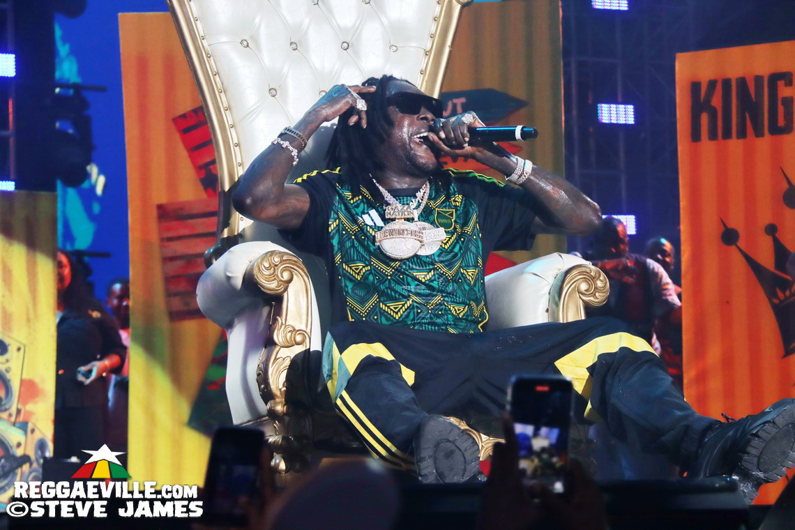 Vybz Kartel with Spice & Ishawna | Crowning