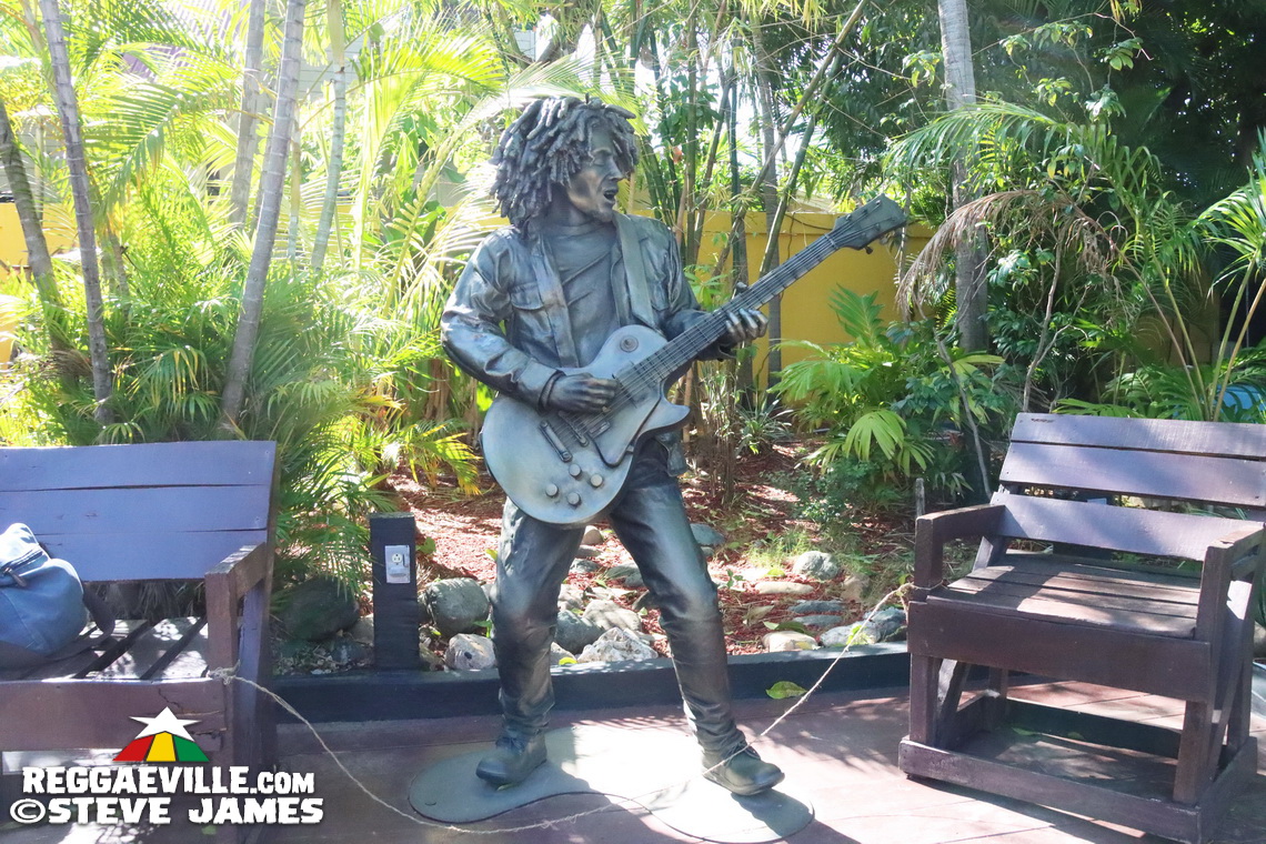 Donisha Prendergast, Tessanne Chin, Tarrus Riley, Runkus