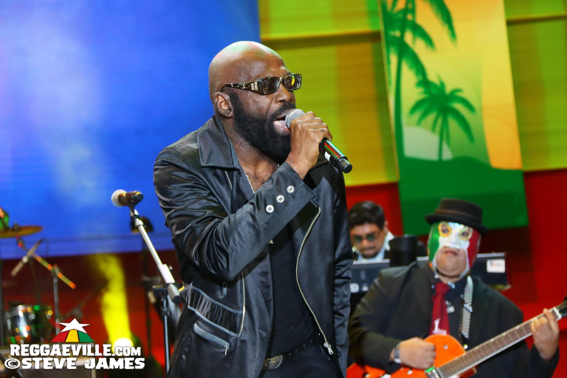 Warrior King, Richie Stephens, Out Of Control Army, Sangre Maiz