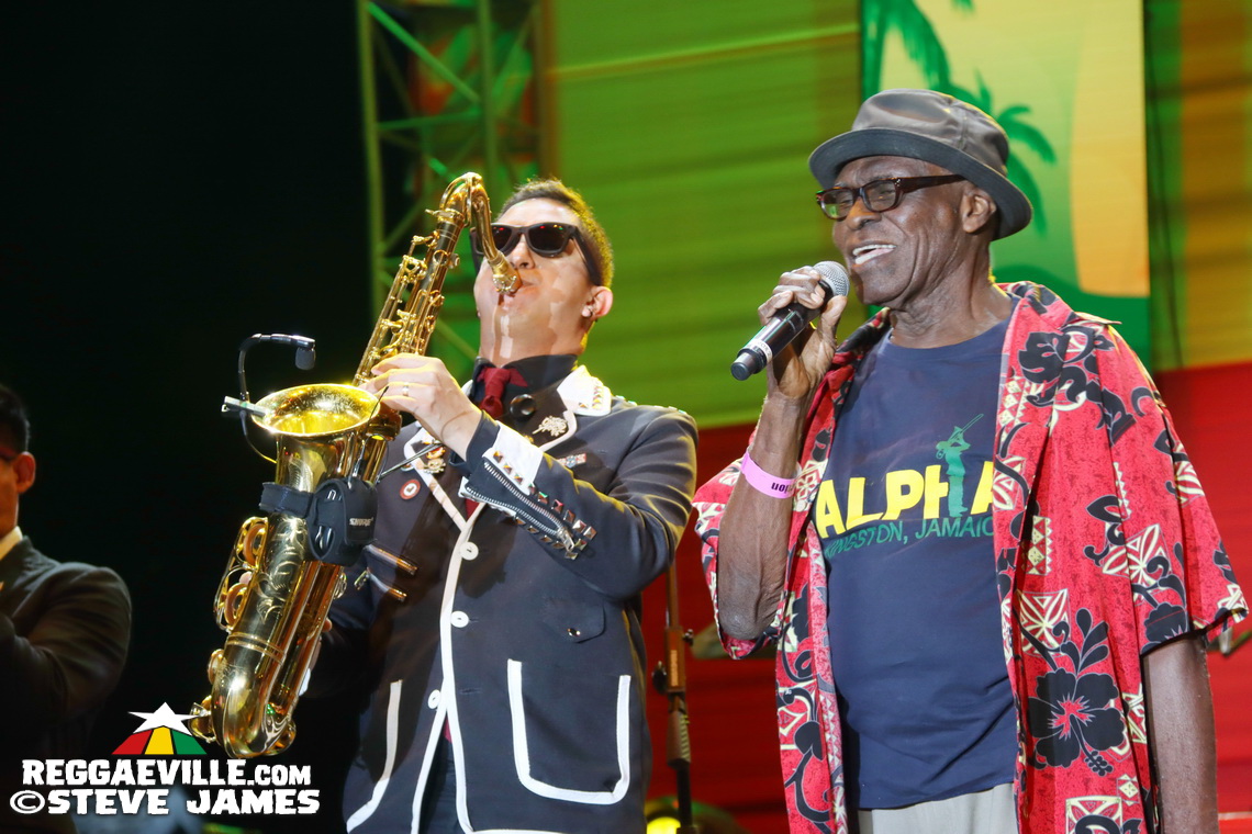 Warrior King, Richie Stephens, Out Of Control Army, Sangre Maiz