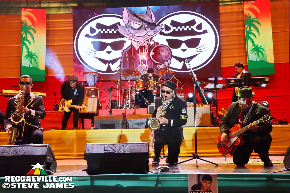 Warrior King, Richie Stephens, Out Of Control Army, Sangre Maiz