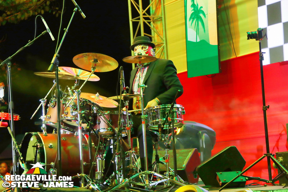 Warrior King, Richie Stephens, Out Of Control Army, Sangre Maiz