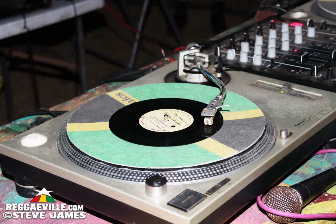 Gabre Selassie, I Kong, Jah Observer