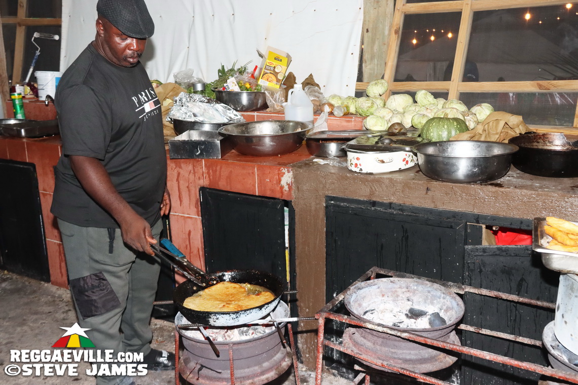 Gabre Selassie, I Kong, Jah Observer