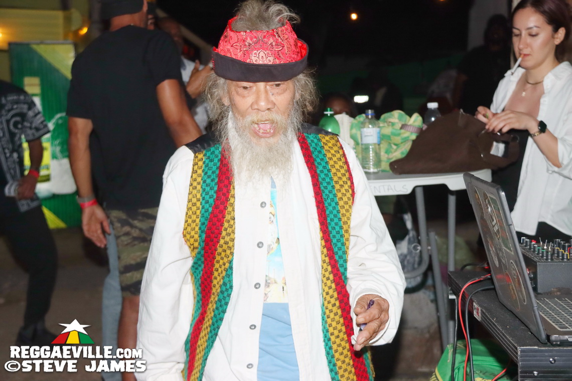 Gabre Selassie, I Kong, Jah Observer