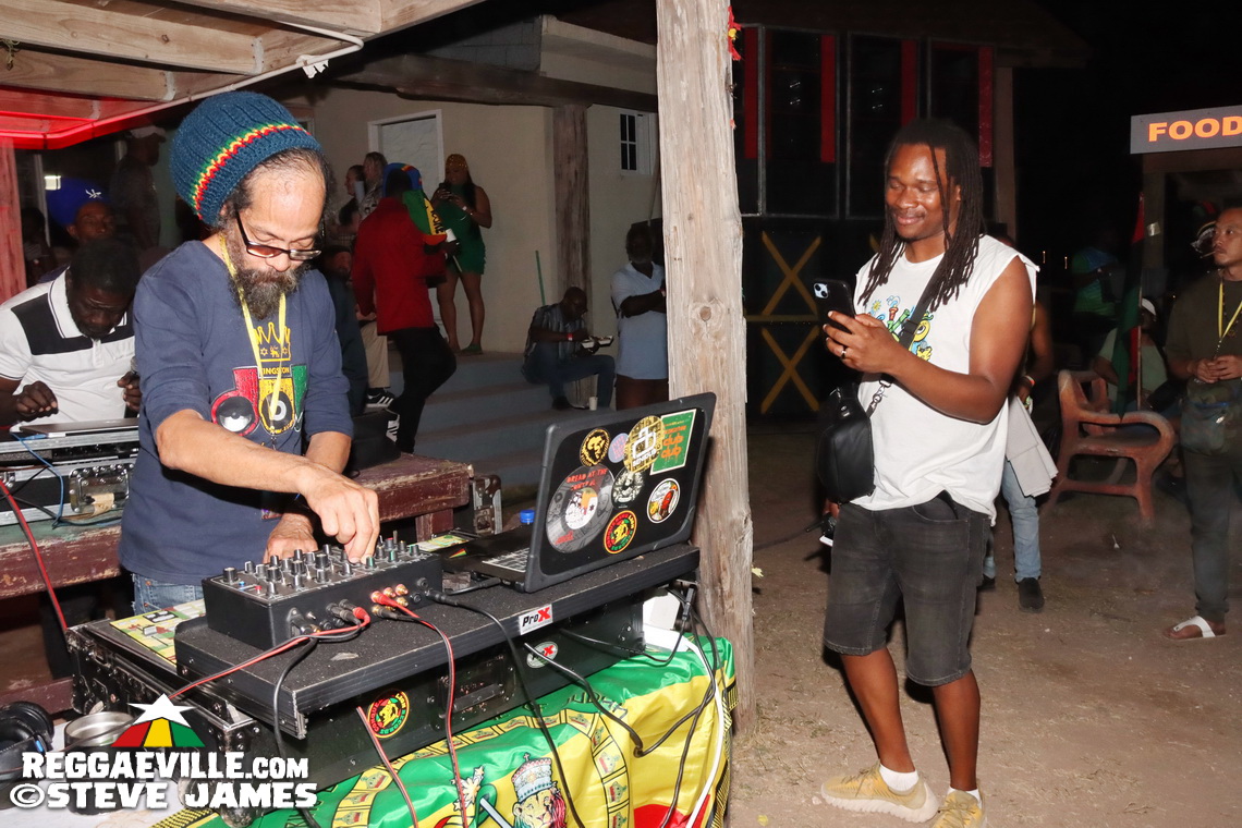 Gabre Selassie, I Kong, Jah Observer